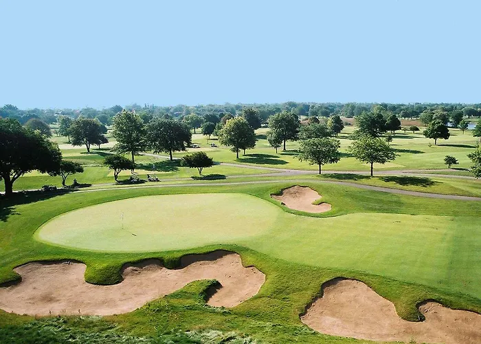 Indian Lakes 3*