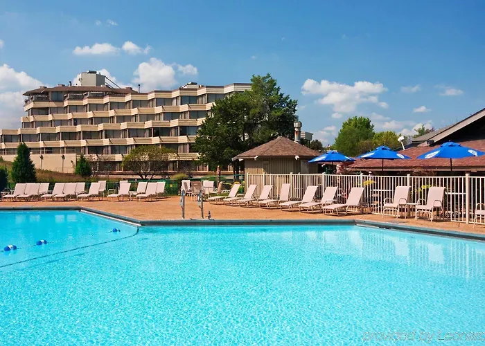 Indian Lakes Resort 3*