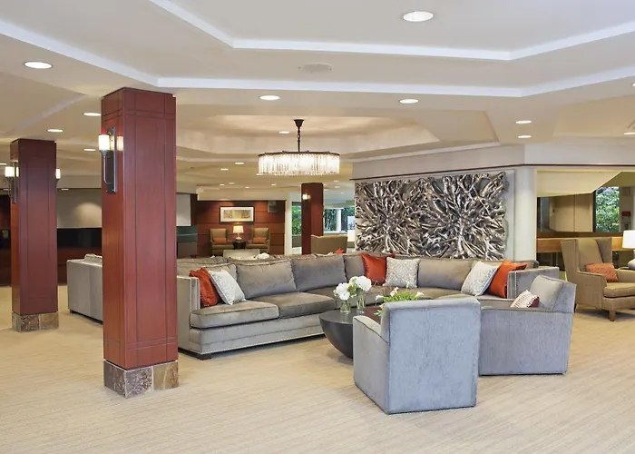 Indian Lakes Resort